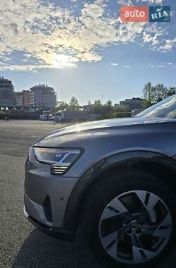 Внедорожник / Кроссовер Audi e-tron 2020 в 
