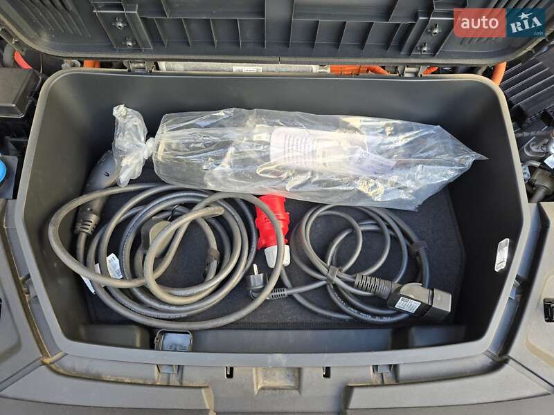 Позашляховик / Кросовер Audi e-tron 2020 в Ужгороді