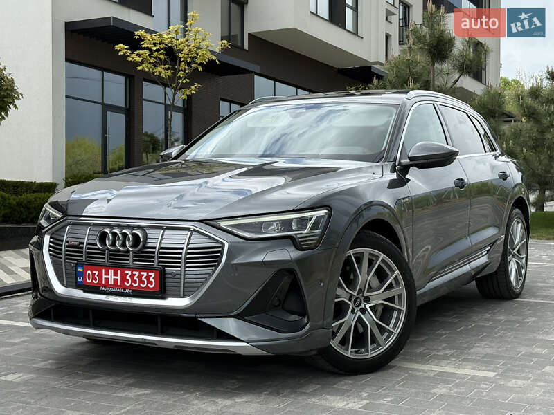 Audi e-tron 2021