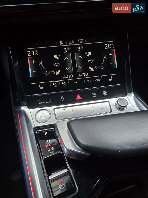 Позашляховик / Кросовер Audi e-tron 2020 в Ужгороді