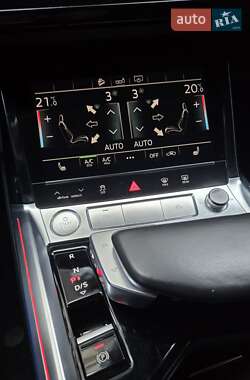 Внедорожник / Кроссовер Audi e-tron 2020 в 