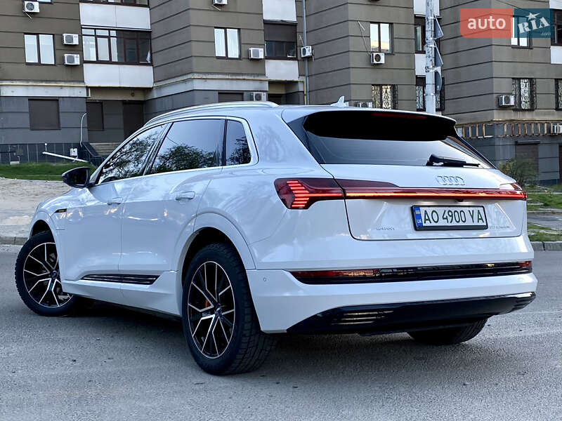 Позашляховик / Кросовер Audi e-tron 2020 в Дніпрі