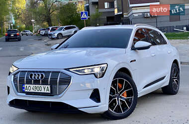 Внедорожник / Кроссовер Audi e-tron 2020 в 