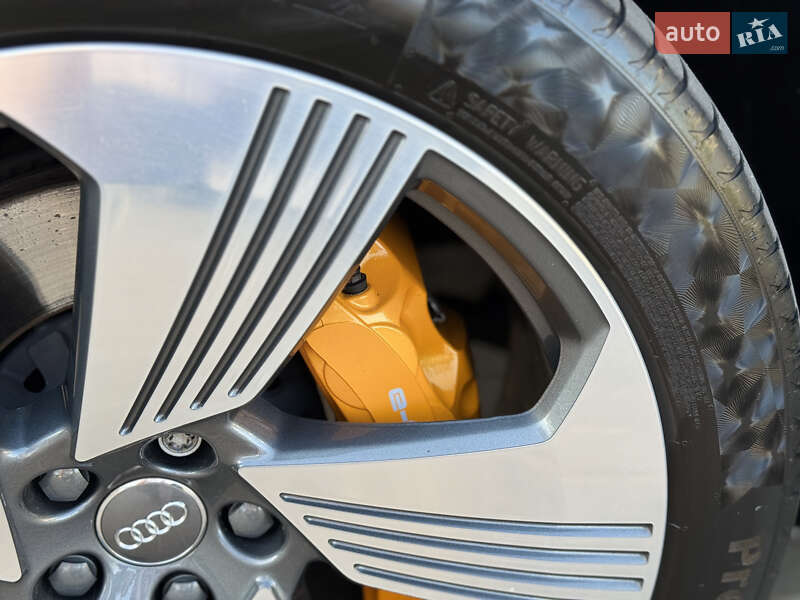 Внедорожник / Кроссовер Audi e-tron 2020 в Черкассах фото 11 Внедорожник / Кроссовер Audi e-tron 2020 в Черкассах