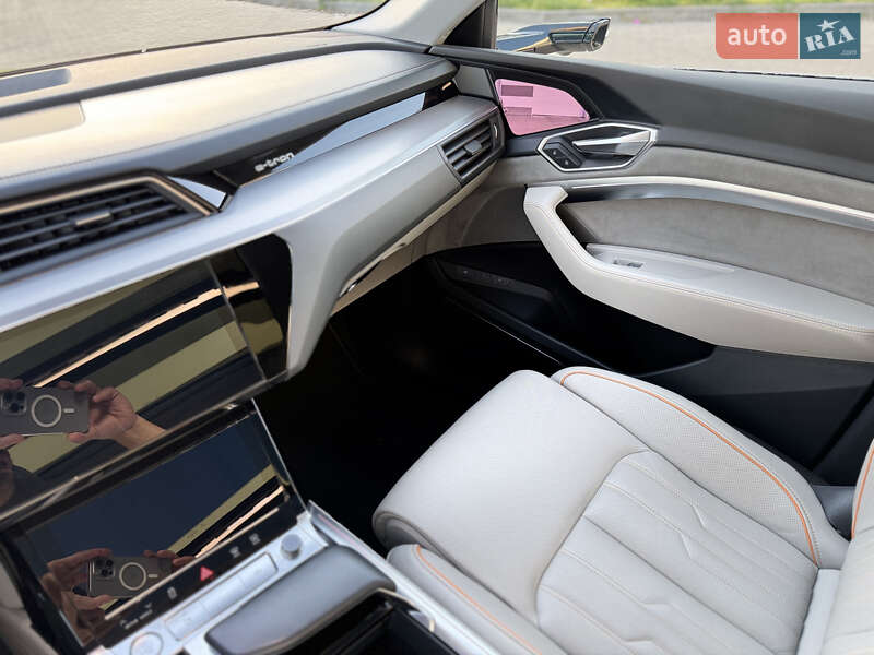 Внедорожник / Кроссовер Audi e-tron 2020 в Черкассах фото 22 Внедорожник / Кроссовер Audi e-tron 2020 в Черкассах