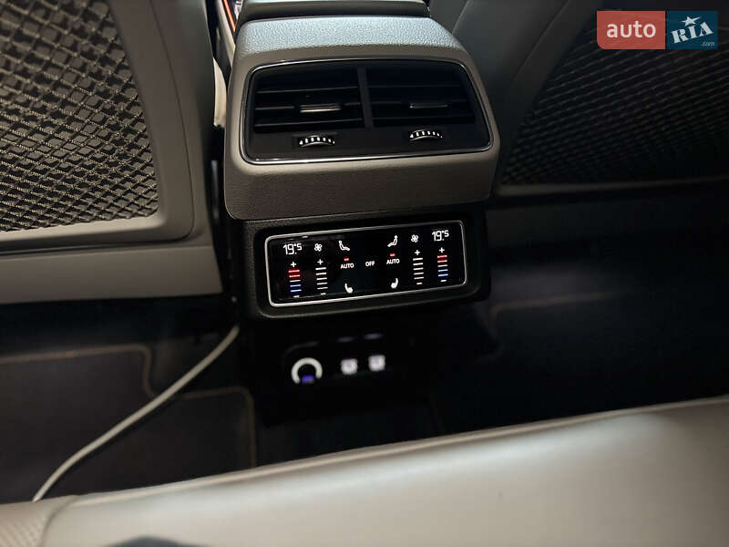 Внедорожник / Кроссовер Audi e-tron 2020 в Черкассах фото 35 Внедорожник / Кроссовер Audi e-tron 2020 в Черкассах