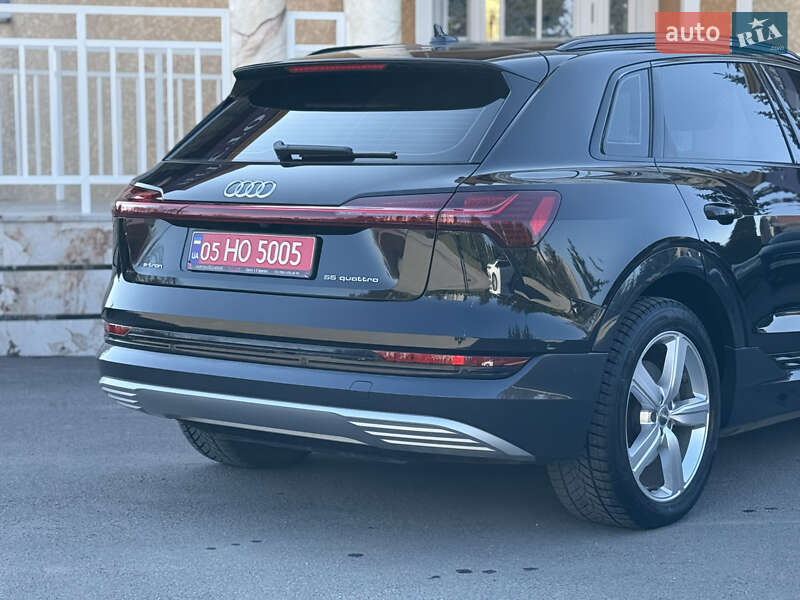 Позашляховик / Кросовер Audi e-tron 2019 в Тернополі