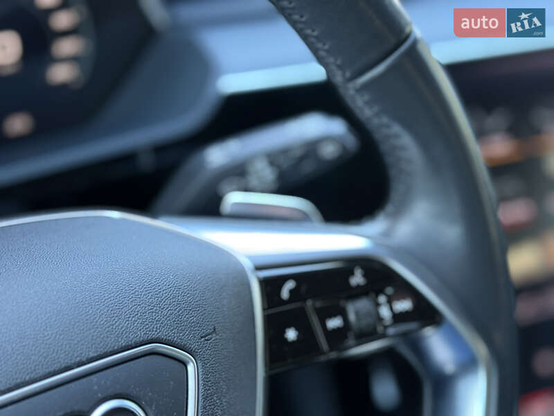 Позашляховик / Кросовер Audi e-tron 2019 в Тернополі