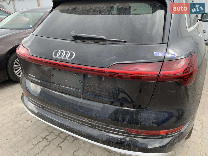 Позашляховик / Кросовер Audi e-tron 2019 в Кривому Розі