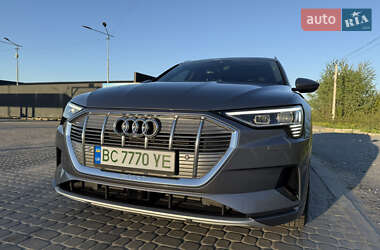 Внедорожник / Кроссовер Audi e-tron 2019 в 