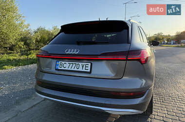 Внедорожник / Кроссовер Audi e-tron 2019 в 