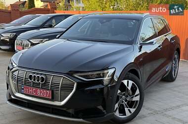 Внедорожник / Кроссовер Audi e-tron 2019 в 