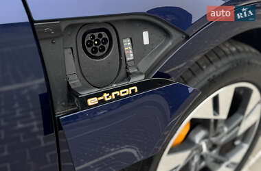 Внедорожник / Кроссовер Audi e-tron 2020 в 