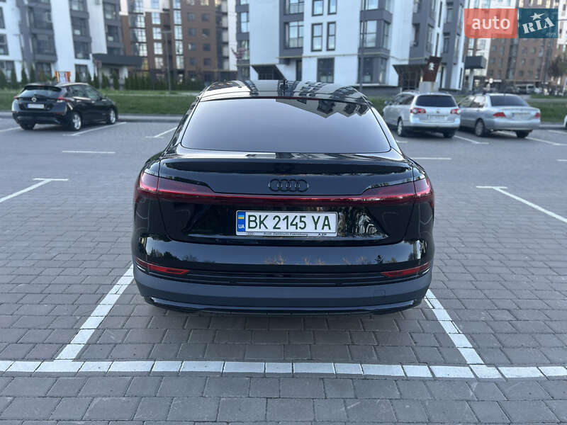 Позашляховик / Кросовер Audi e-tron 2020 в Луцьку