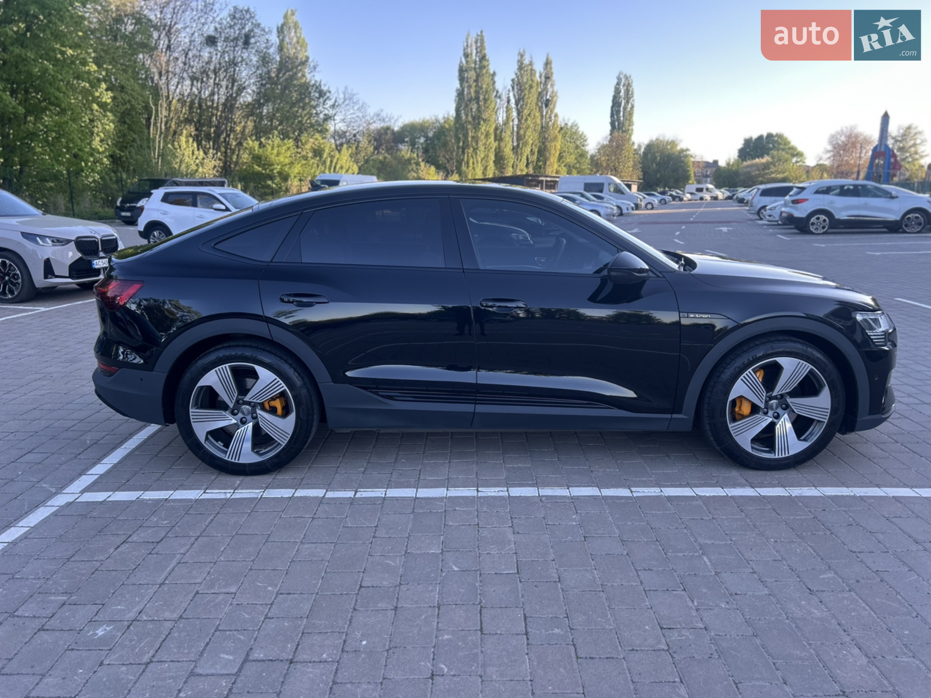 2020 Audi e-tron - мініатюра 7