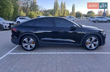Позашляховик / Кросовер Audi e-tron 2020 в 