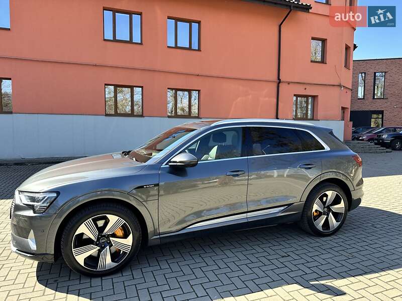 Audi e-tron 2019