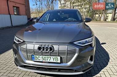 Внедорожник / Кроссовер Audi e-tron 2019 в 