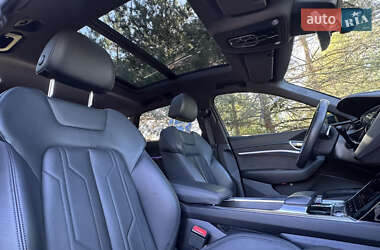 Внедорожник / Кроссовер Audi e-tron 2019 в 