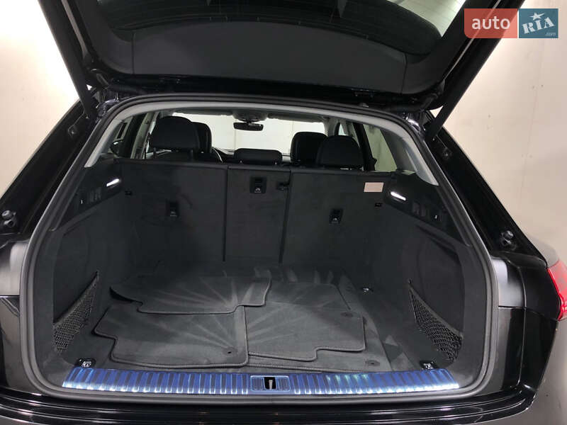 Позашляховик / Кросовер Audi e-tron 2019 в Кривому Розі