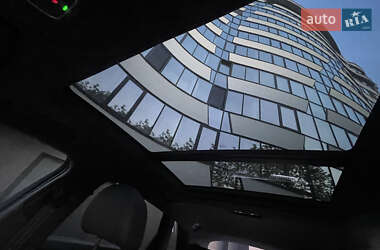 Внедорожник / Кроссовер Audi e-tron 2020 в 