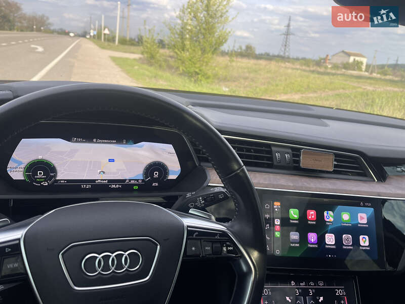 Позашляховик / Кросовер Audi e-tron 2019 в Кривому Розі