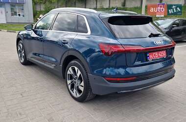 Внедорожник / Кроссовер Audi e-tron 2020 в 