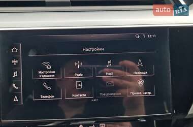 Внедорожник / Кроссовер Audi e-tron 2020 в 