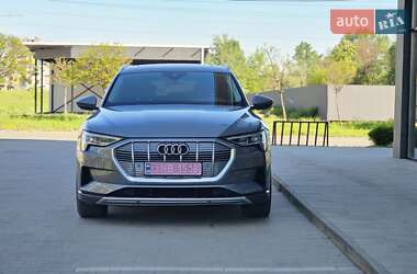 Внедорожник / Кроссовер Audi e-tron 2020 в 