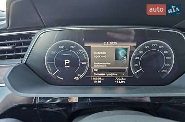 Внедорожник / Кроссовер Audi e-tron 2019 в 