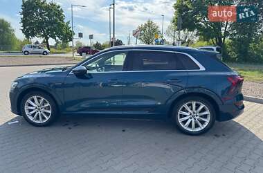 Внедорожник / Кроссовер Audi e-tron 2019 в 
