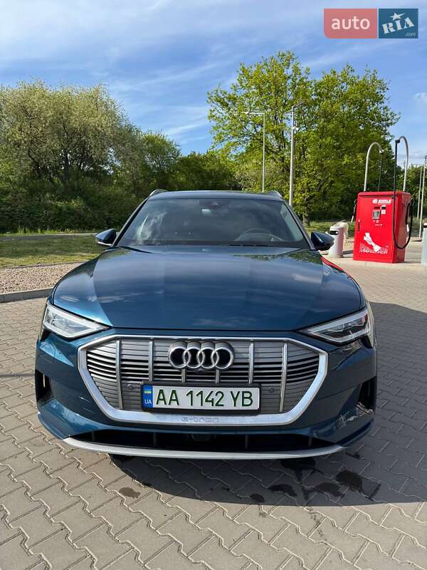 Позашляховик / Кросовер Audi e-tron 2019 в Житомирі