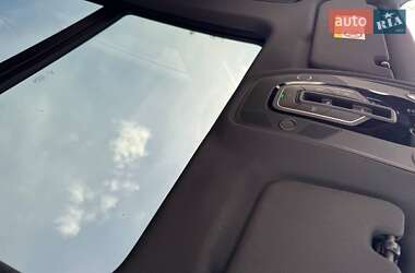 Внедорожник / Кроссовер Audi e-tron 2019 в 