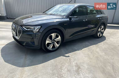 Позашляховик / Кросовер Audi e-tron 2019 в Києві