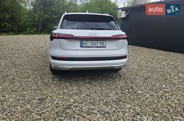 Внедорожник / Кроссовер Audi e-tron 2019 в 