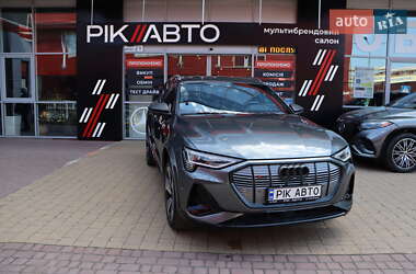 Позашляховик / Кросовер Audi e-tron 2019 в Львові