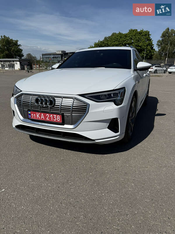 Позашляховик / Кросовер Audi e-tron 2021 в Харкові