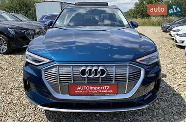 Позашляховик / Кросовер Audi e-tron 2019 в 