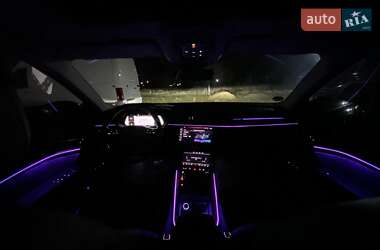 Позашляховик / Кросовер Audi e-tron 2019 в 