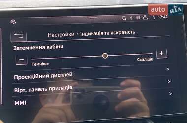 Позашляховик / Кросовер Audi e-tron 2019 в 