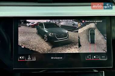 Позашляховик / Кросовер Audi e-tron 2019 в 