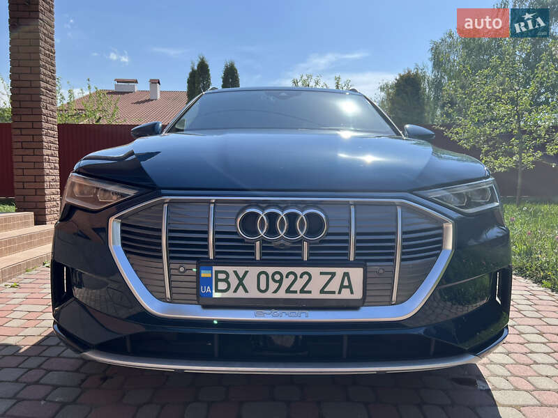 Внедорожник / Кроссовер Audi e-tron 2018 в Хмельницком фото Внедорожник / Кроссовер Audi e-tron 2018 в Хмельницком