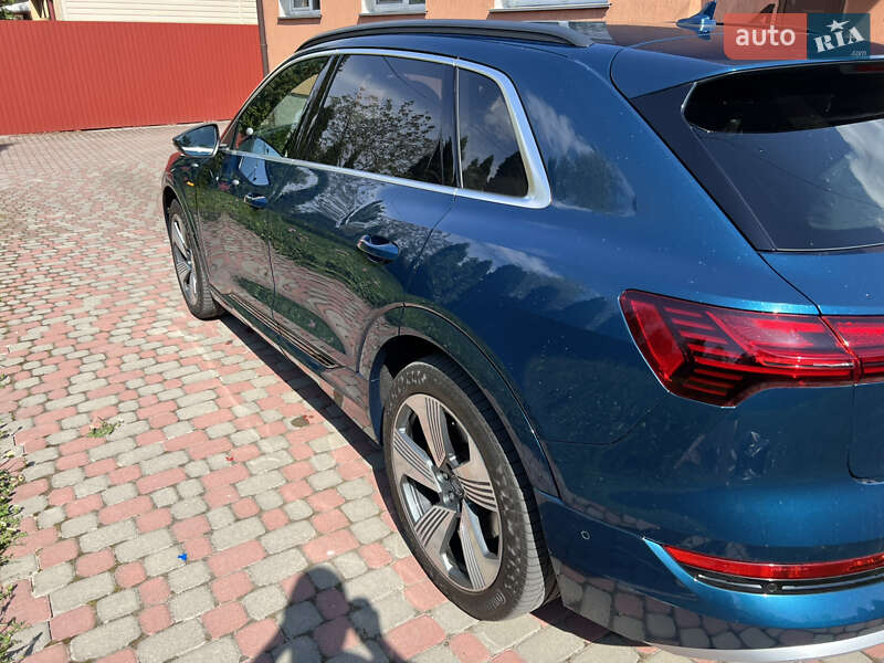 Внедорожник / Кроссовер Audi e-tron 2018 в Хмельницком фото 5 Внедорожник / Кроссовер Audi e-tron 2018 в Хмельницком