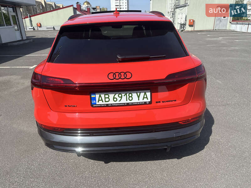 Внедорожник / Кроссовер Audi e-tron 2020 в Киеве