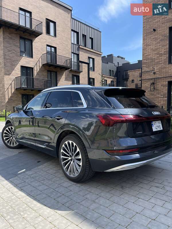 Позашляховик / Кросовер Audi e-tron 2019 в Івано-Франківську