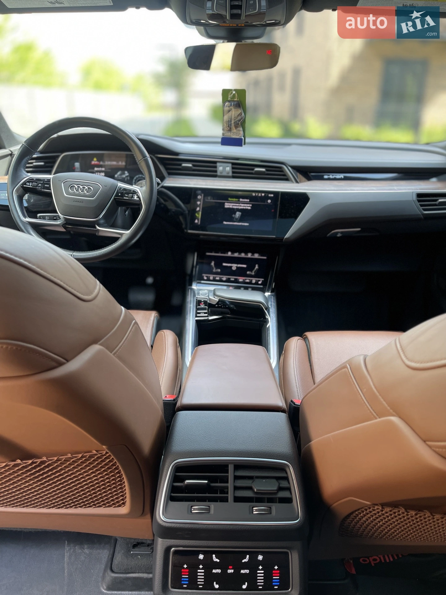 2019 Audi e-tron - мініатюра 18