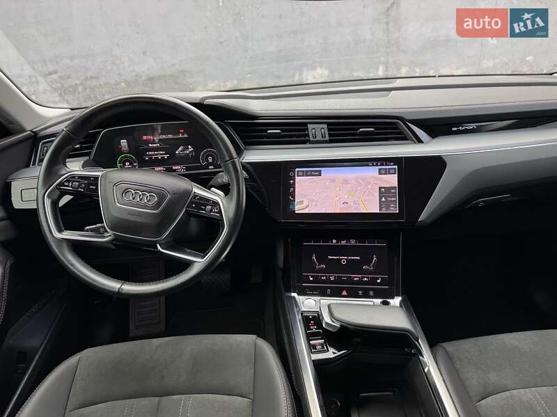 Внедорожник / Кроссовер Audi e-tron 2019 в Днепре