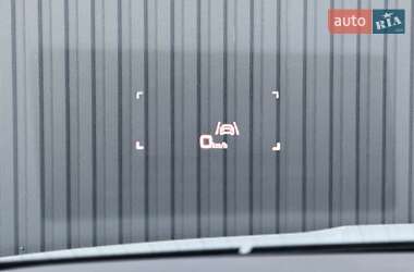 Внедорожник / Кроссовер Audi e-tron 2020 в 