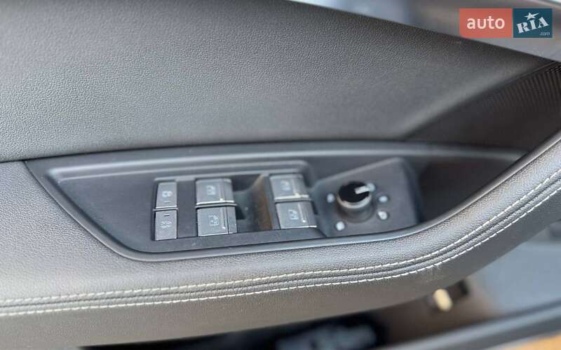 Внедорожник / Кроссовер Audi e-tron 2019 в Черновцах