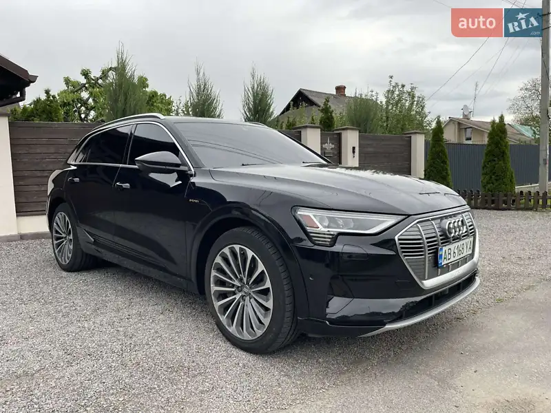 Audi e-tron
